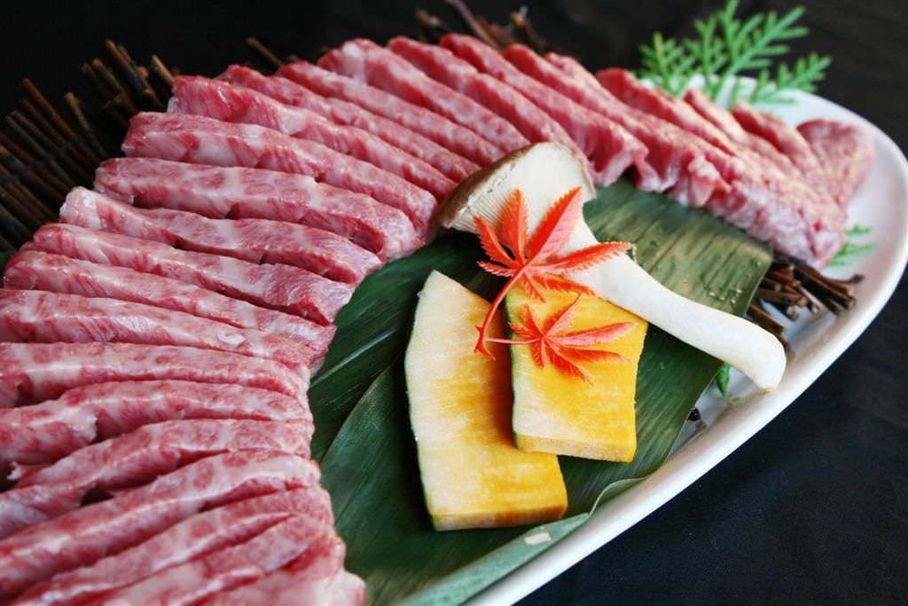 焼肉亭 樽一