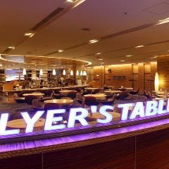 カフェ＆ダイニング フライヤーズテーブル 