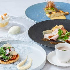 カフェ＆ダイニング フライヤーズテーブル