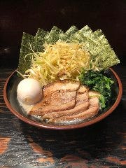 横浜家系ラーメン 独覚家