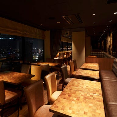 CRAFT BEER HOUSE moltoïŒïŒ æ¢
ç°åº_å£äœã®ã客æ§ã«äººæ°ã®ãã£ãããšããããŒãã«åžâ