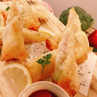 クックレモン メニュー 鶏とキャベツの塩レモンチーズ春巻き ぐるなび