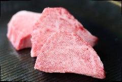 ダイニングバー＆レストラン7110 