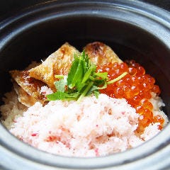 大人気！三宝土鍋飯（のど黒・蟹・いくら）
