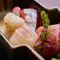 お造り盛り合わせ 五種(一人前) お造り盛り合わせ 五種(一人前)