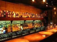 ＢＡＲ ＳＰＥＹ Ｒ．