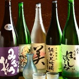 愛知県の関谷醸造が造る日本酒｢蓬莱泉｣を中心にご用意。