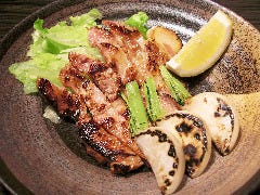 柏幻霜ポーク岩塩焼き 1,280円 小かぶソテー添え 濃厚な旨味