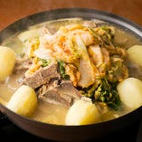 韓国宮廷料理の元シェフがつくる本場韓国家庭料理の味を堪能あれ