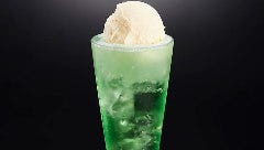 童心をくすぐるクリームソーダはいかがですか？女性にもおすすめ