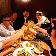 ご予約受付中！2名様～個室へご案内が可能です♪