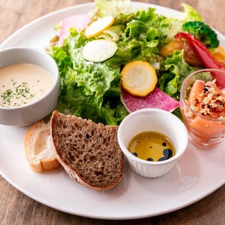 Suzu Cafe Ginza ランチメニュー ぐるなび