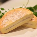 フランスチーズ、ウォッシュタイプ、ヴィニロン・コンフィチュール・フランボワーズ