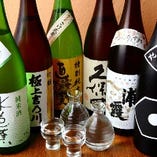 日本酒は常時30種類ほどの品揃え