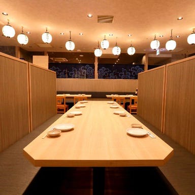 三代目網元 魚鮮水産 シャミネ鳥取店_少人数からご利用可能な半個室席