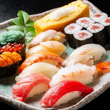 三海の華_特選鮨(13カン+巻物)