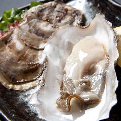 殼付き生牡蠣(1個)