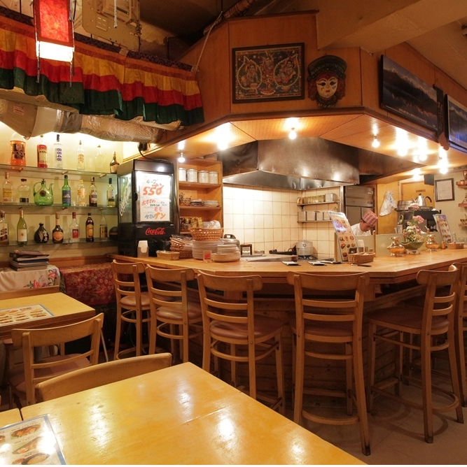 ナマステカトマンズの内観