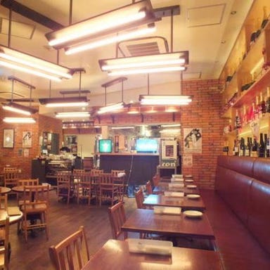 Cafe ＆ Bar il Bamboccio  店内の画像