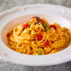 サーモンとアスパラのクリームソース