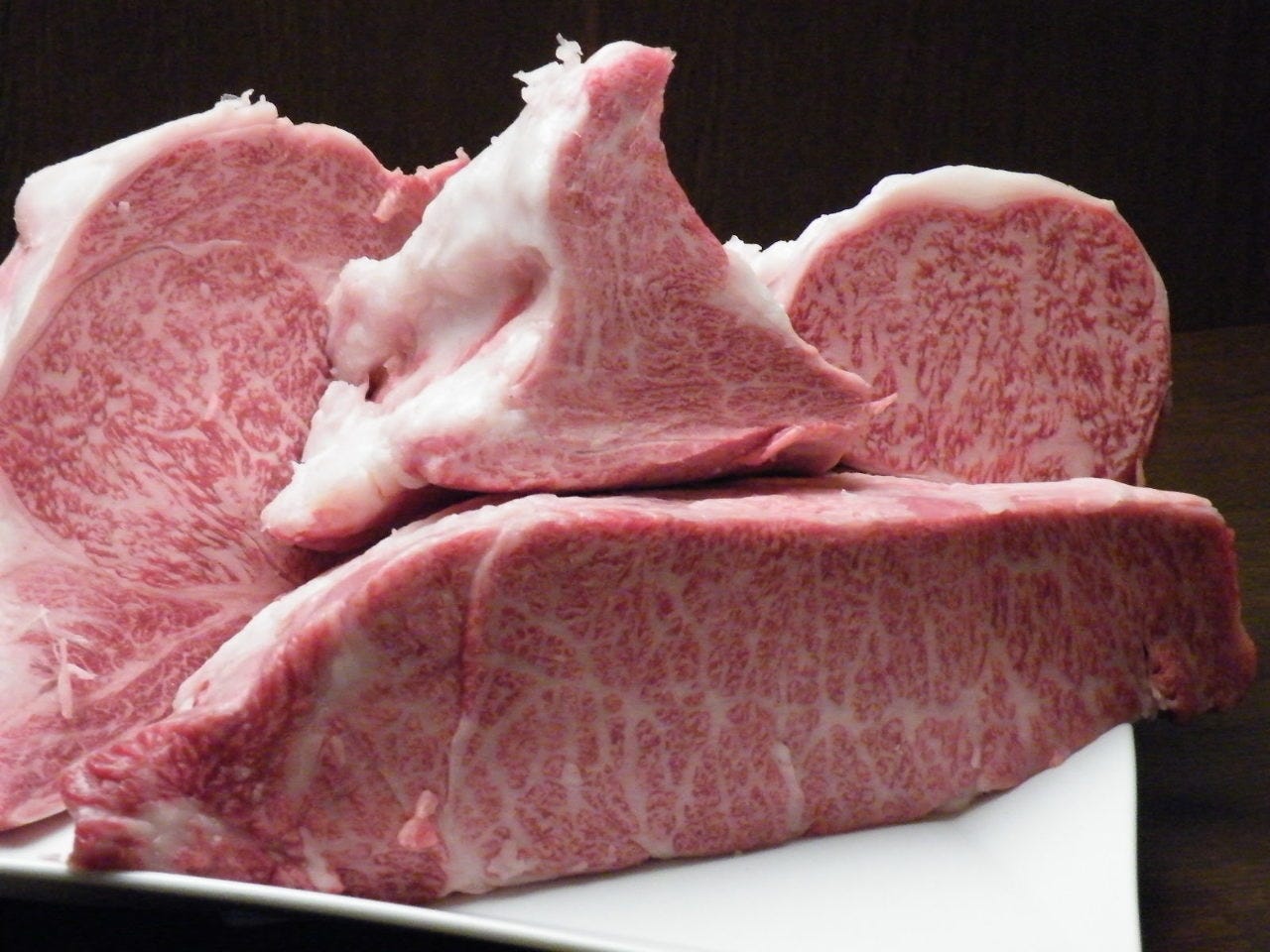 焼肉レストランとらじ