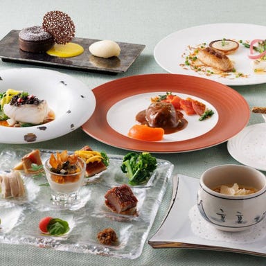 THE DINING シノワ 唐紅花＆鉄板フレンチ 蒔絵  メニューの画像