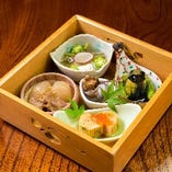 【一ノ皿】　お惣菜箱盛