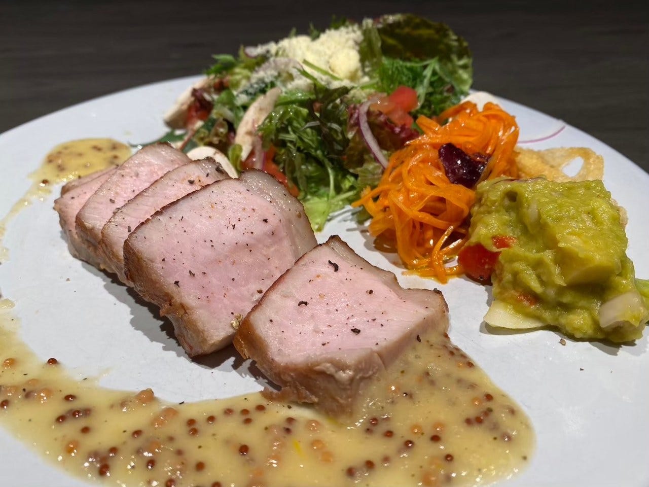 契約農家直送の旬菜たっぷりファーマーズサラダランチ Chicken Setのイメージ