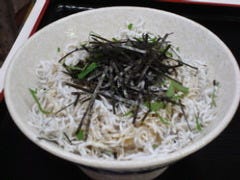 釜揚げしらす丼