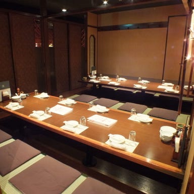 鶏料理専門店×個室 とりかく 日比谷シティ店 店内の画像