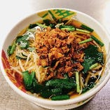 【定番】台湾ラーメン（魯肉麺）