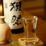 季節によりさまざまな【日本酒】を用意しております！