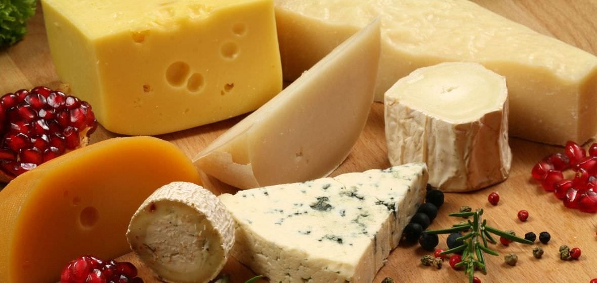 世界各国から厳選したチーズ