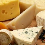 世界各国から厳選したチーズ【フランス/イタリア/スペイン/ギリシャ】