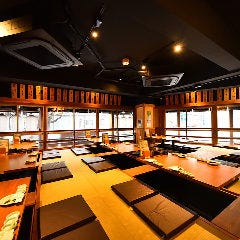 もつ鍋×地鶏×馬刺し×生サバ刺身 「くすお 西船橋店」
