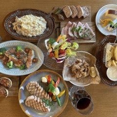 藤枝駅前個室ビストロ BISTRO ogawa ビストロオガワ_【飲み放題込】スタンダード 豚ロースのグリエや本日の魚料理・ローストビーフ丼など全8品7,500円