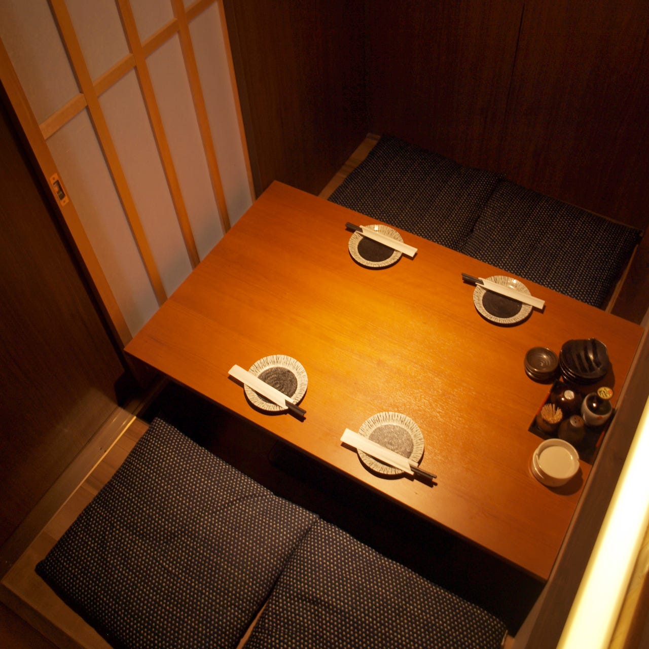 知床漁場プロデュース 炉端焼き とろ函 とろばこ 堅田店 写真 1ページ目 1件 40件 ぐるなび 知床漁場プロデュース 炉端焼き とろ函 とろばこ 堅田店 写真 1ページ目 1件 40件 ぐるなび