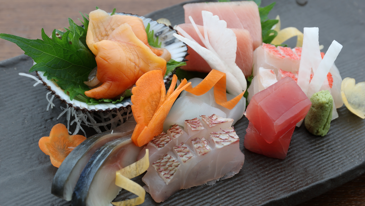 和肴菜 虎てつ