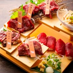 酒場 馬肉ともつ焼き ヒロシマホースマン