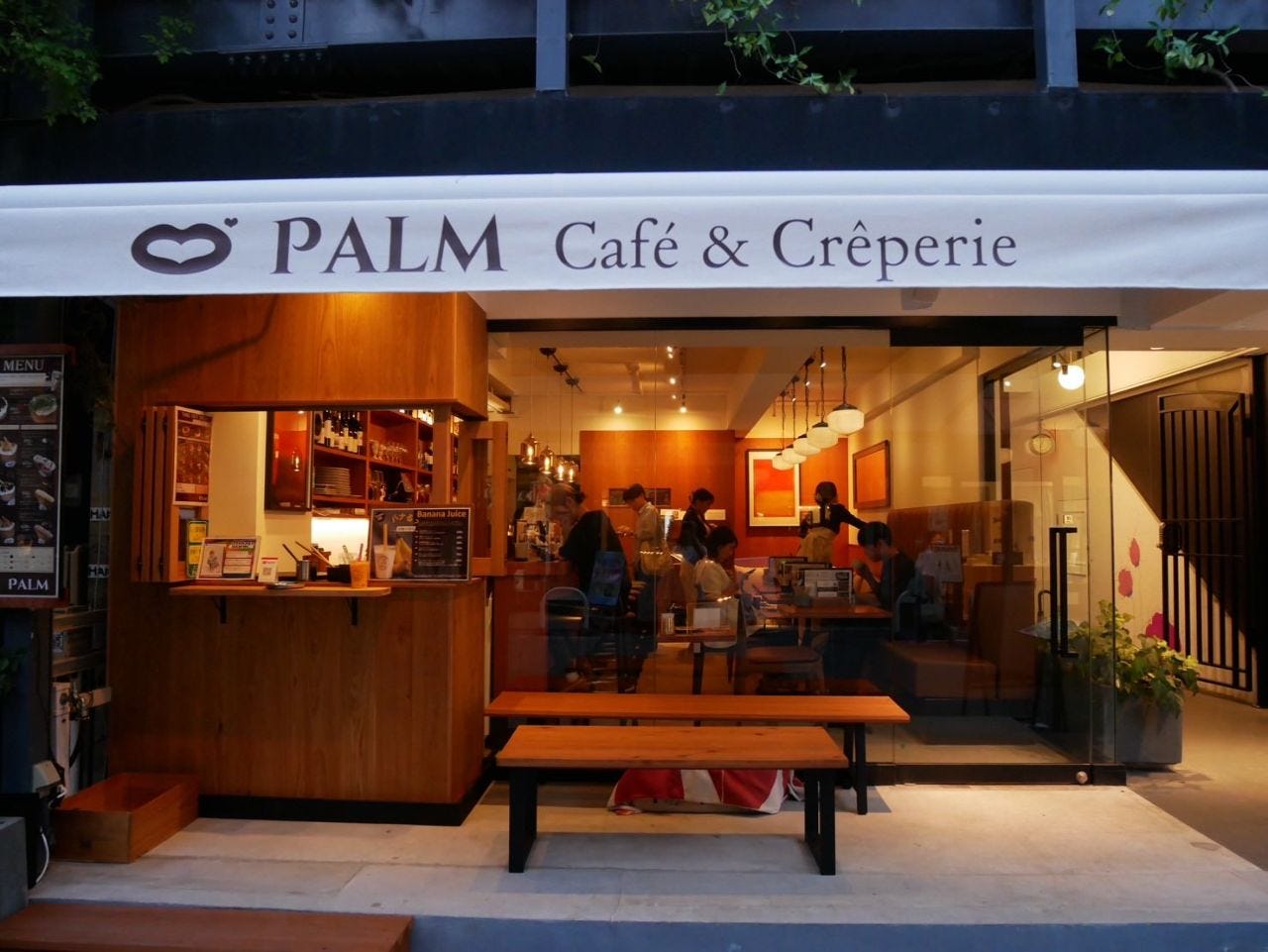 PALM Cafe＆Creperie 堀江店