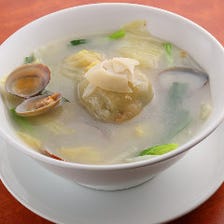 サツマイモ団子スープ
