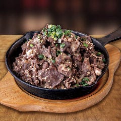 ビール・ワインとの相性抜群のメニュー多数ご用意◎