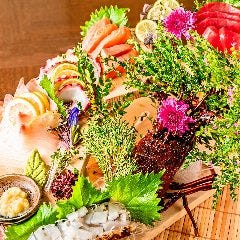 【豪華!!伊勢海老お刺身】 飲み放題付きコースもございます♪