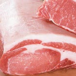 ◆新潟のブランド豚『もち豚』を使用【やわらかで深みのある贅沢な味わい】