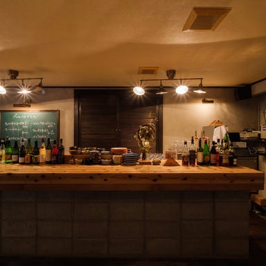 E(イー)_<気軽に寄れる>立ち飲みカウンター席