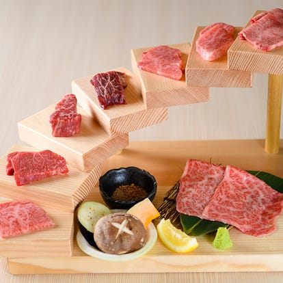 ゆったり個室 福岡県で食事 ディナー 人気の完全個室 ソファー席など ぐるなび