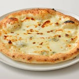 4種チーズのとろ～りピッツァ