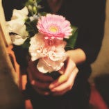 《その１》歓送迎会に必須の花束をご用意いたします。