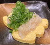 たっぷり九条ネギ乗せ　比内地鶏の出し巻き玉子