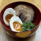 琉球長寿豚　厚切り柔らかチャーシュー　煮卵付き